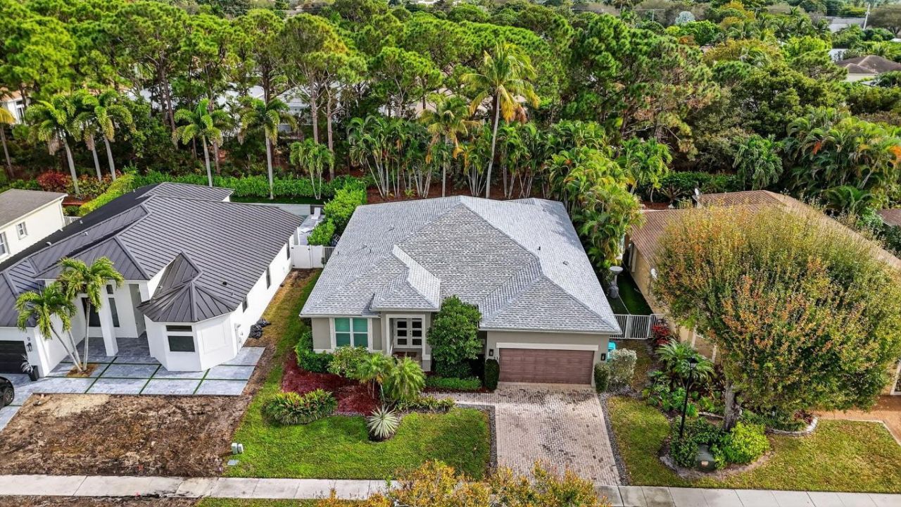 11 Lake Eden Drive, Boynton Beach, FL 33435 Photo