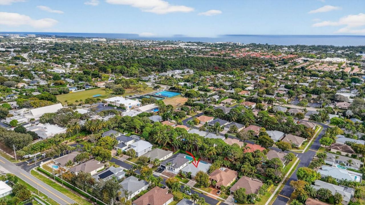 11 Lake Eden Drive, Boynton Beach, FL 33435 Photo