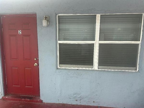 555 W 6th Street, Unit 1, Riviera Beach, FL 33404