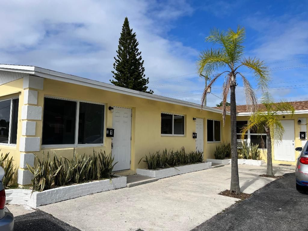 320 W Blue Heron Boulevard, Unit 2, Riviera Beach, FL 33404 Photo