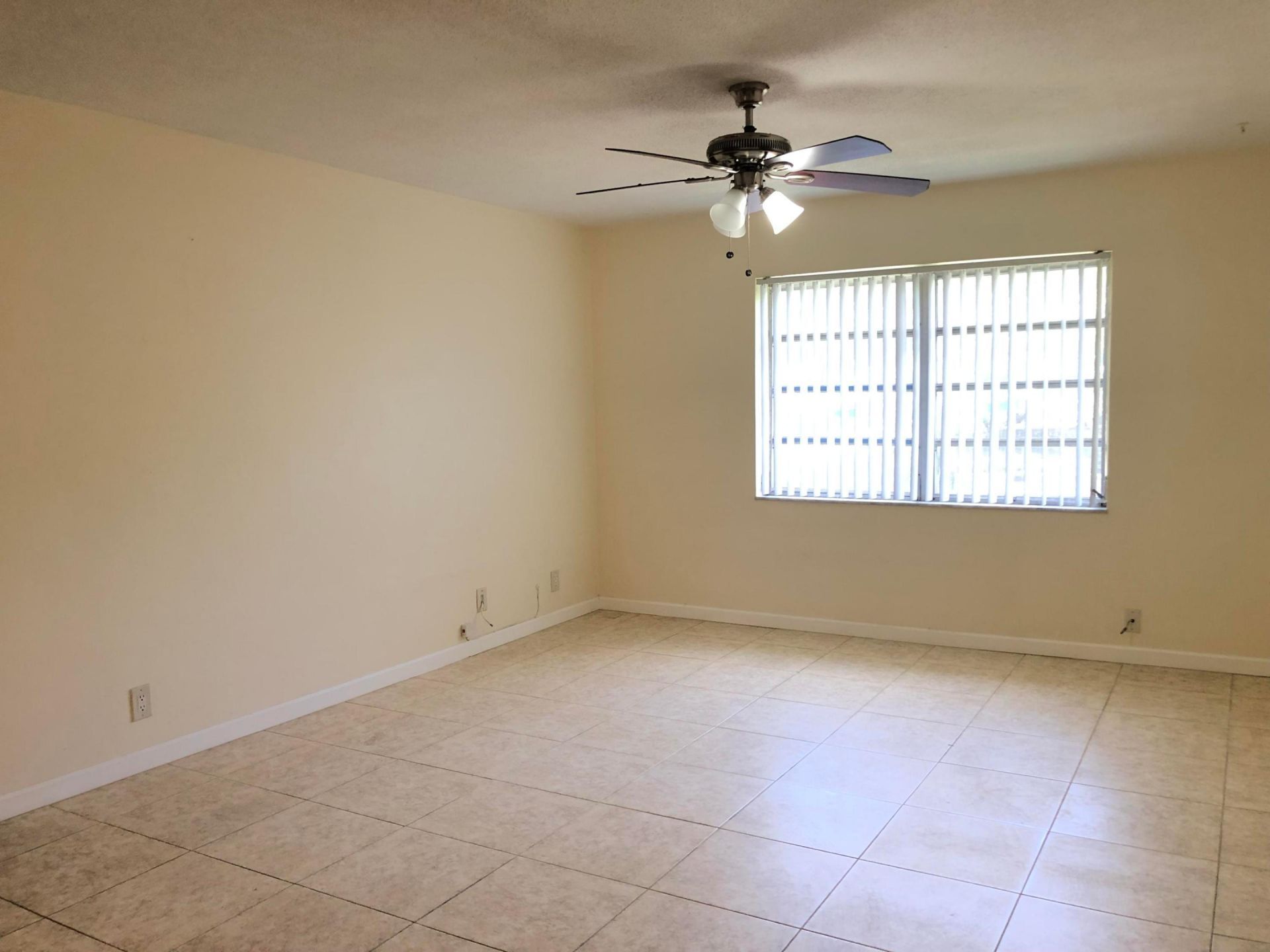 5811 NE 14th Road, Unit 4, Fort Lauderdale, FL 33334 Photo