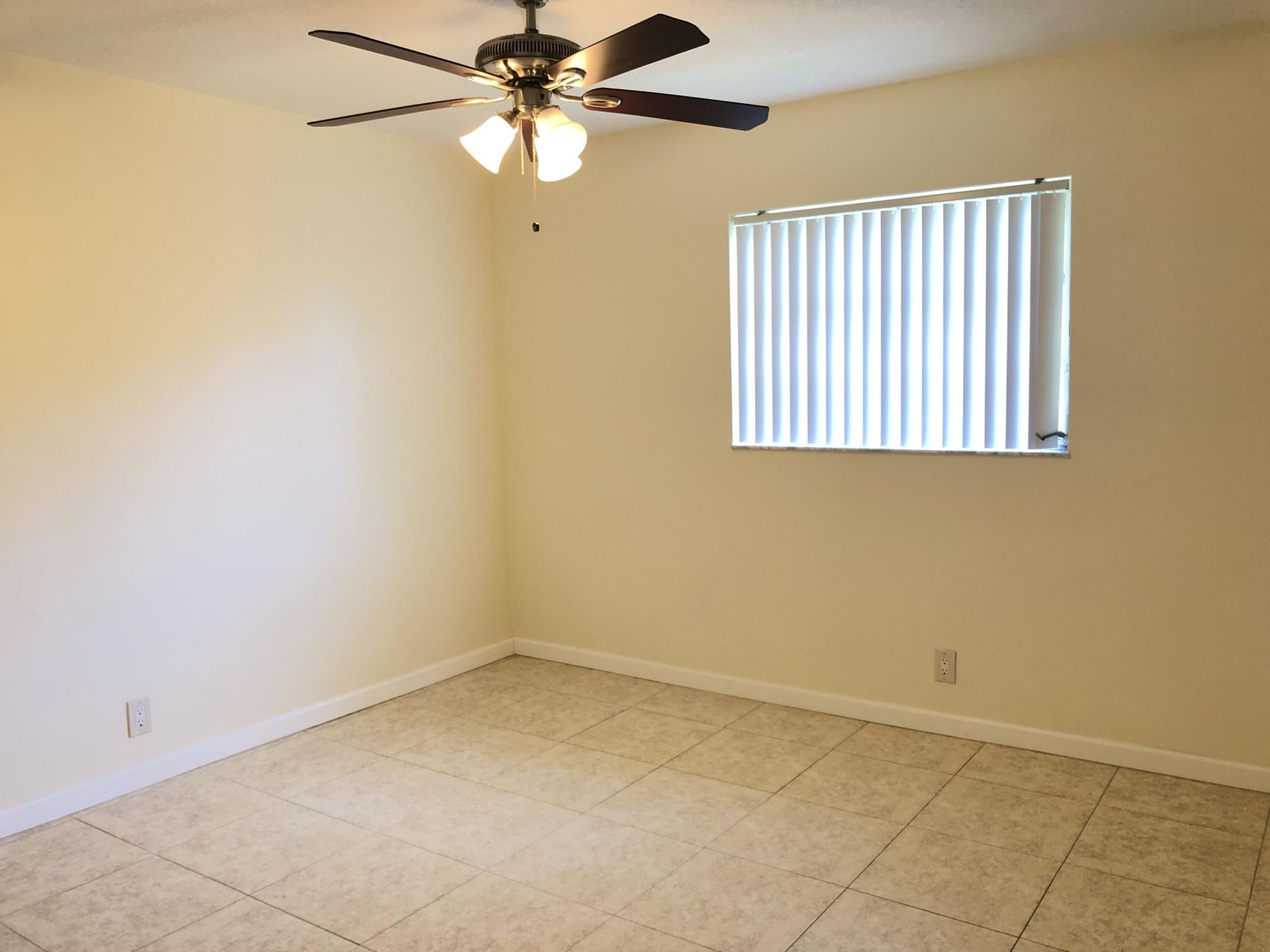 5811 NE 14th Road, Unit 4, Fort Lauderdale, FL 33334 Photo