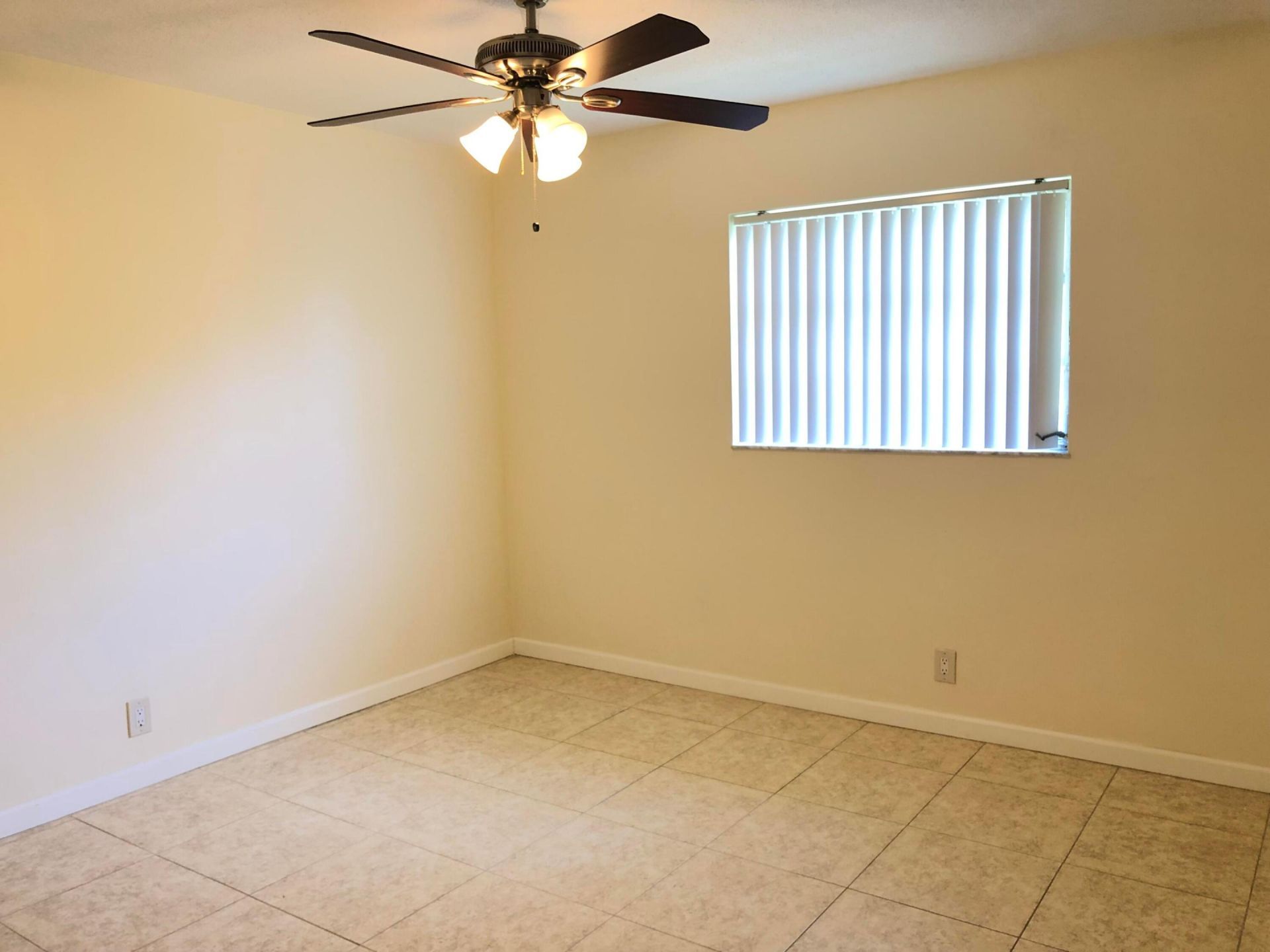 5811 NE 14th Road, Unit 4, Fort Lauderdale, FL 33334 Photo