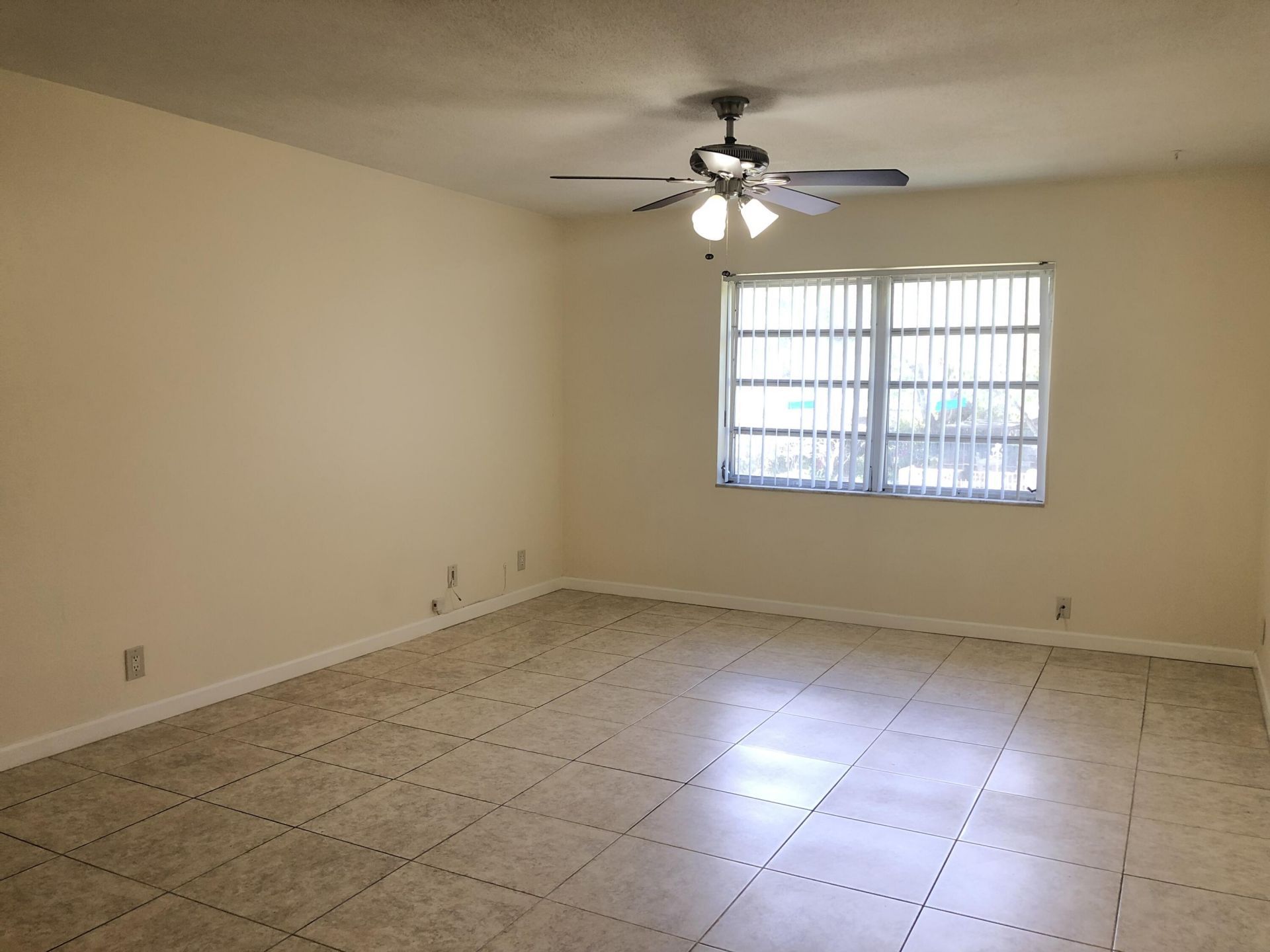 5811 NE 14th Road, Unit 4, Fort Lauderdale, FL 33334 Photo