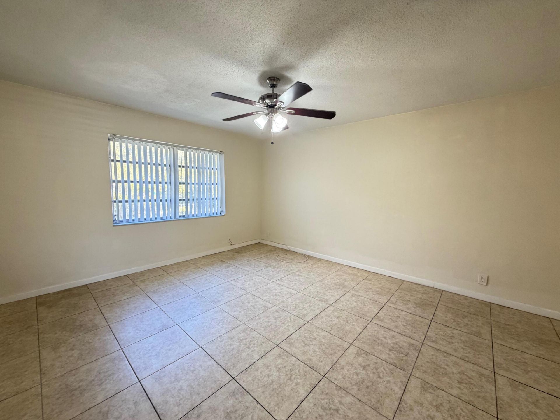 5811 NE 14th Road, Unit 4, Fort Lauderdale, FL 33334 Photo