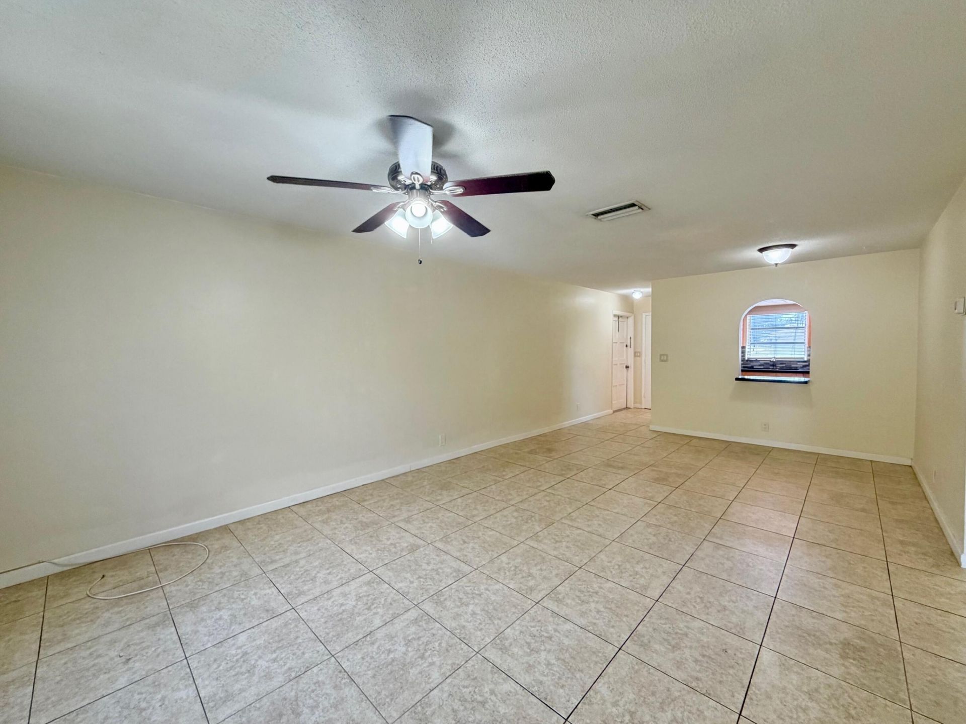 5811 NE 14th Road, Unit 4, Fort Lauderdale, FL 33334 Photo