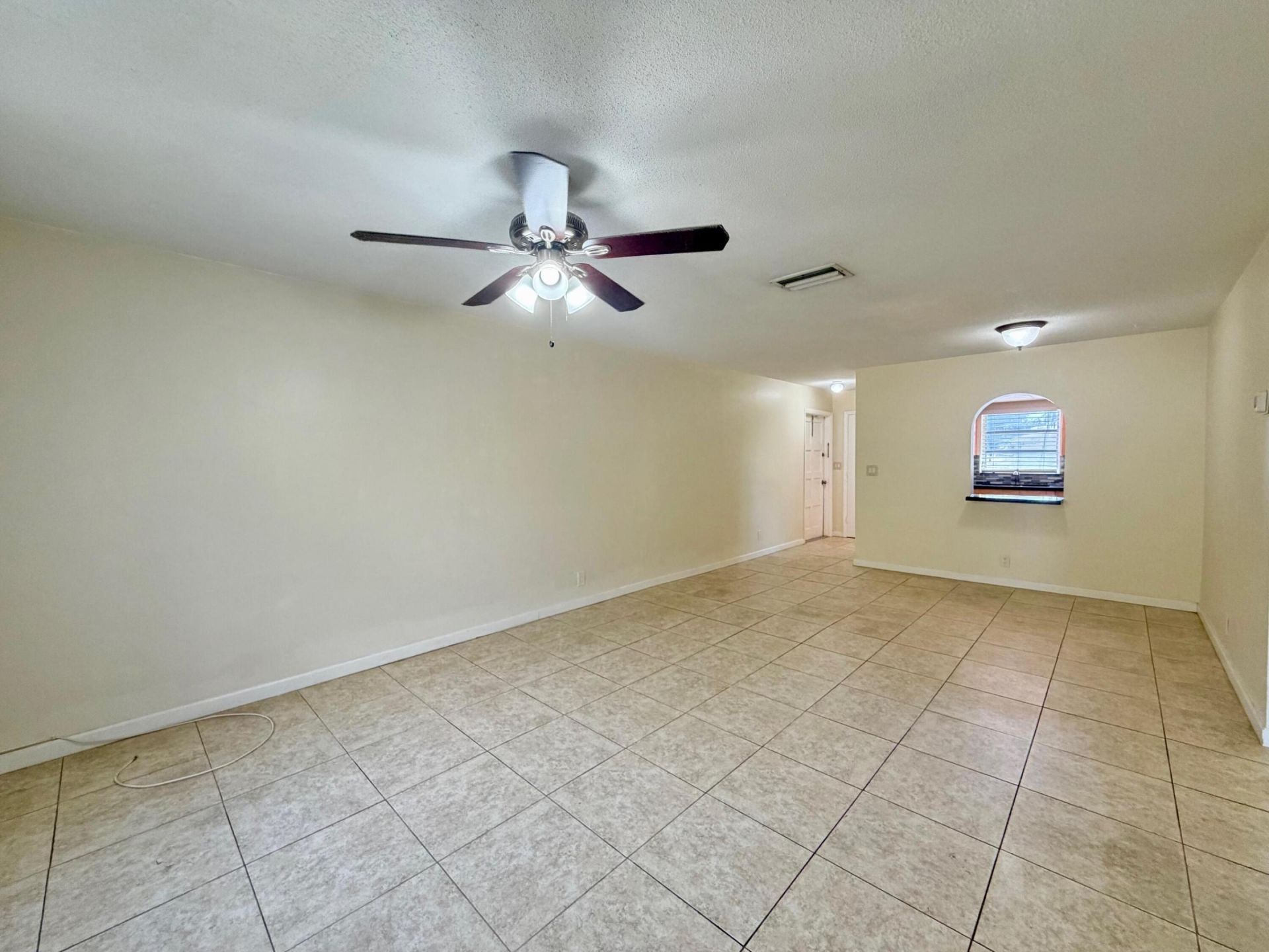 5811 NE 14th Road, Unit 4, Fort Lauderdale, FL 33334 Photo