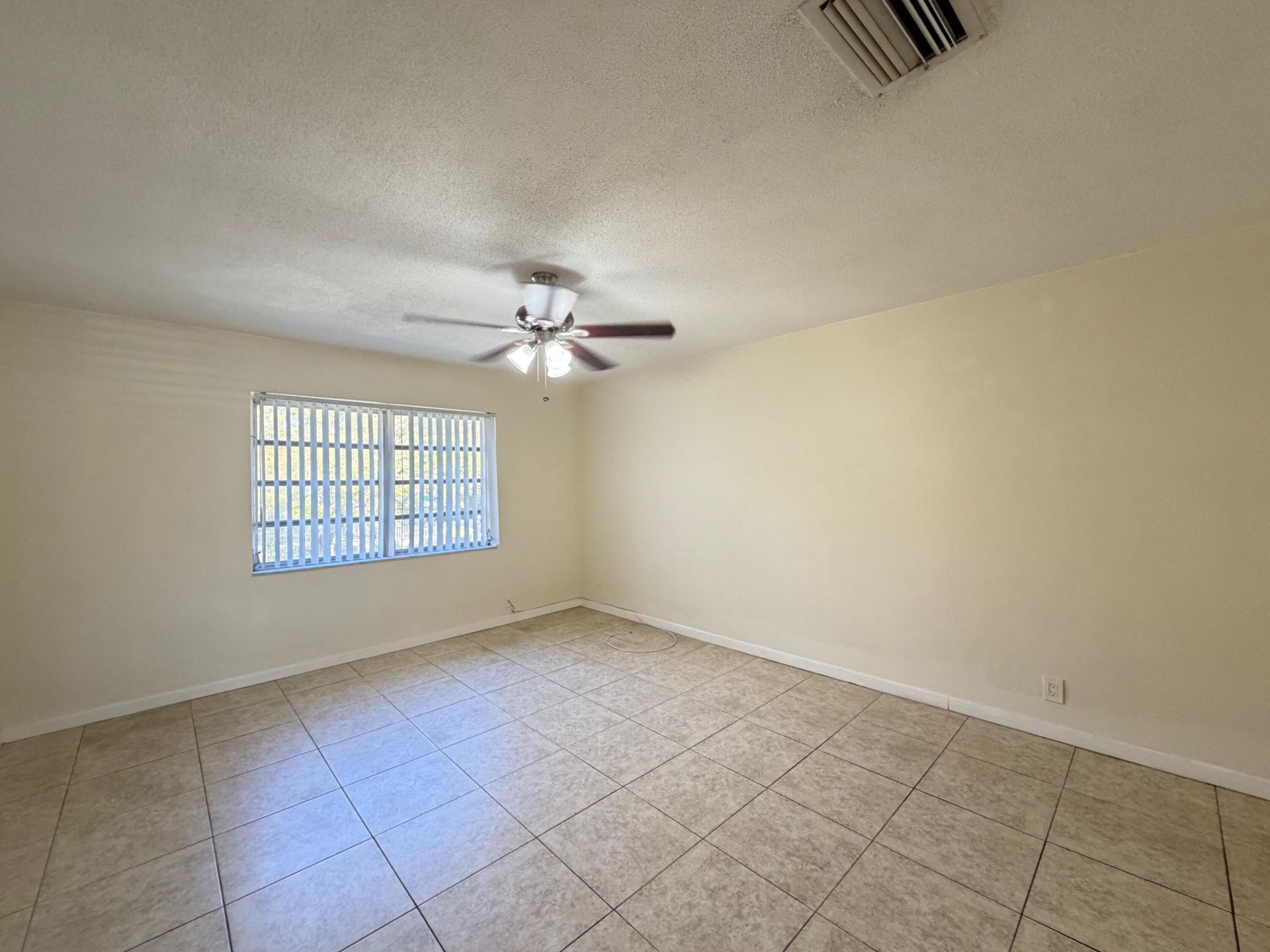 5811 NE 14th Road, Unit 4, Fort Lauderdale, FL 33334 Photo