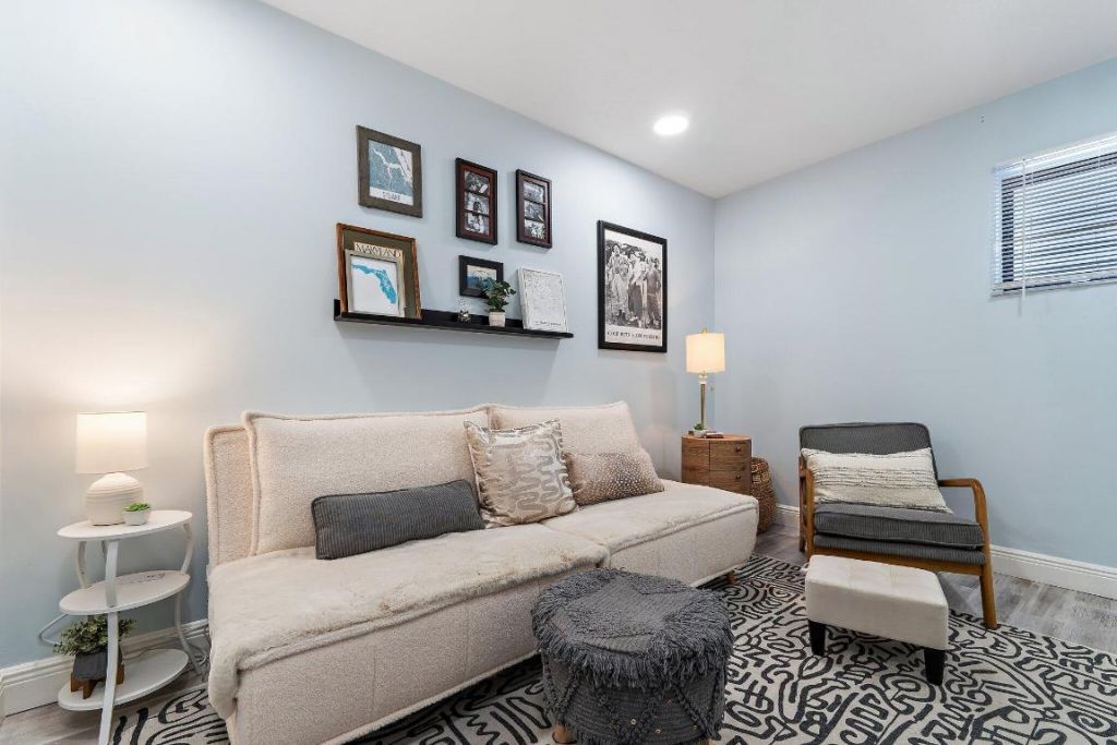 310 SE Denver Avenue, Unit 2, Stuart, FL 34994 Photo