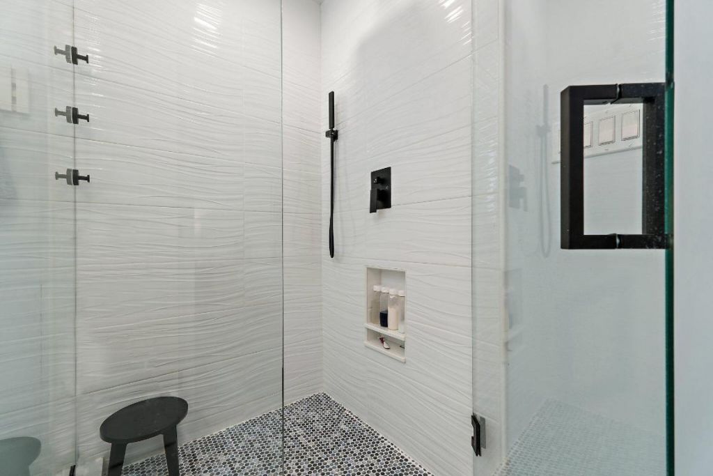 310 SE Denver Avenue, Unit 2, Stuart, FL 34994 Photo