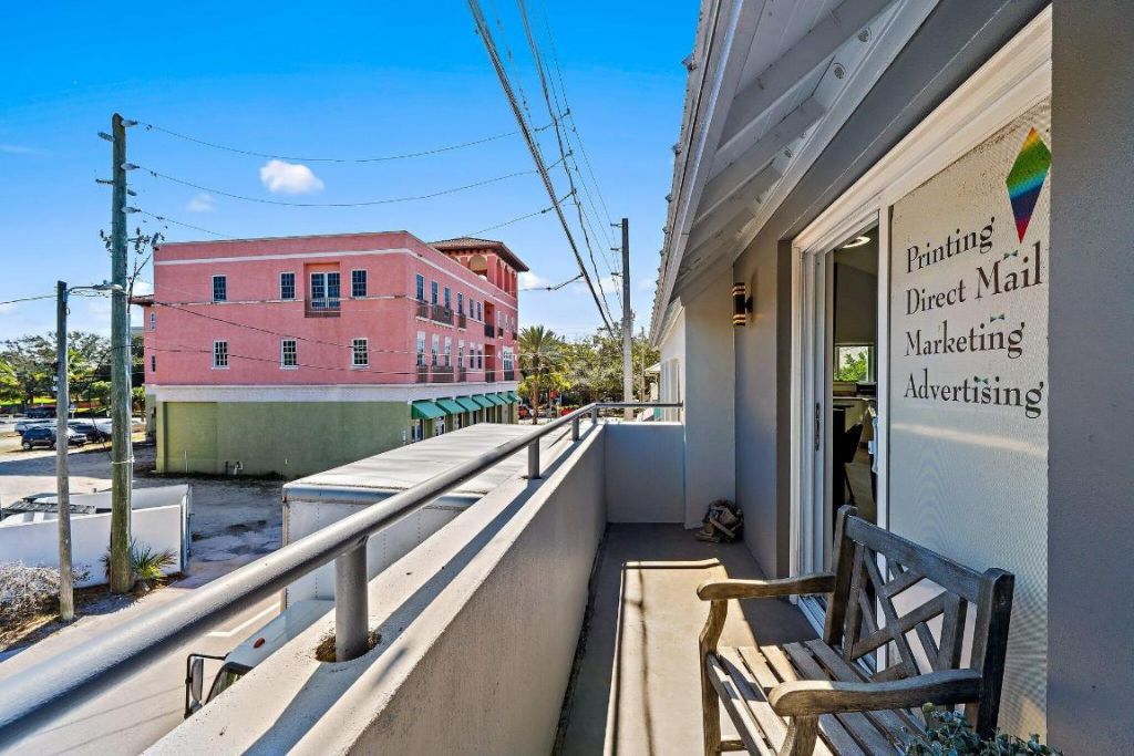 310 SE Denver Avenue, Unit 2, Stuart, FL 34994 Photo