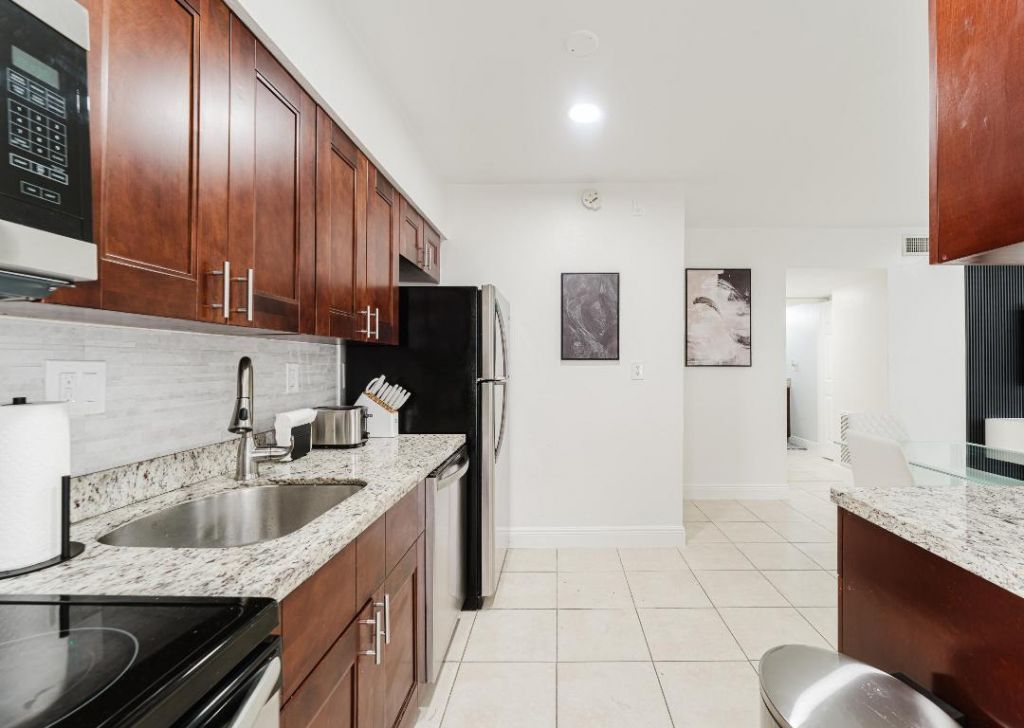 1800 NW 4th Avenue, Boca Raton, FL 33432 Photo