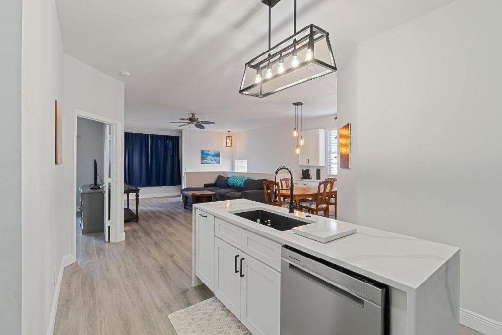 113 Lighthouse Circle, Unit H, Tequesta, FL 33469 Photo