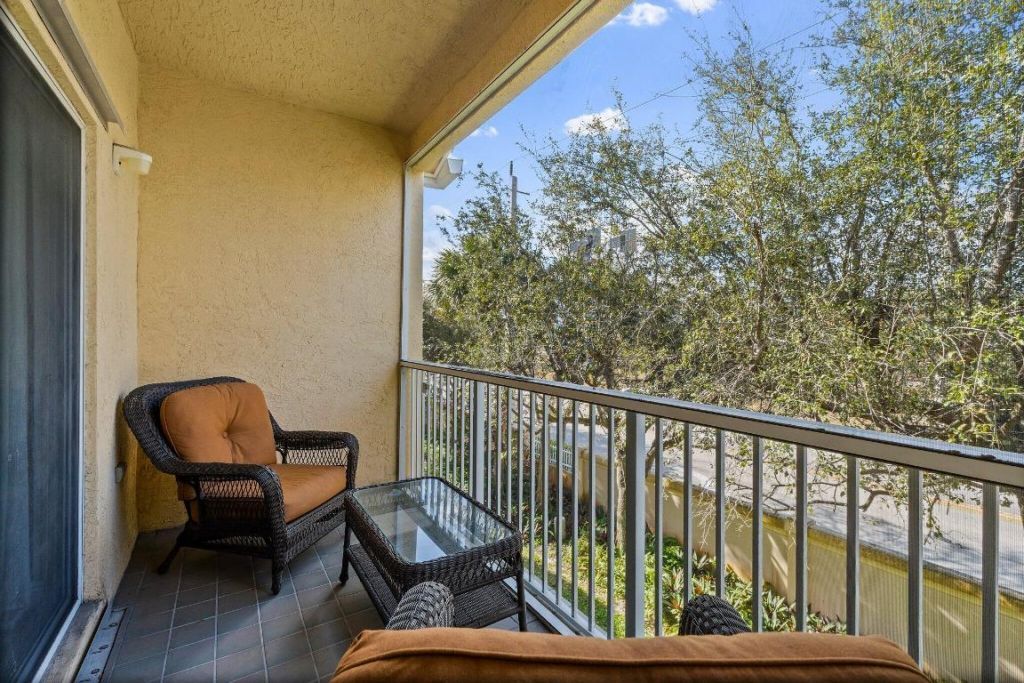 113 Lighthouse Circle, Unit H, Tequesta, FL 33469 Photo