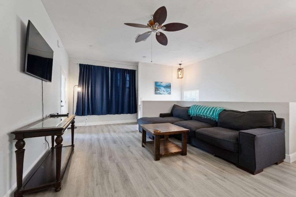 113 Lighthouse Circle, Unit H, Tequesta, FL 33469 Photo