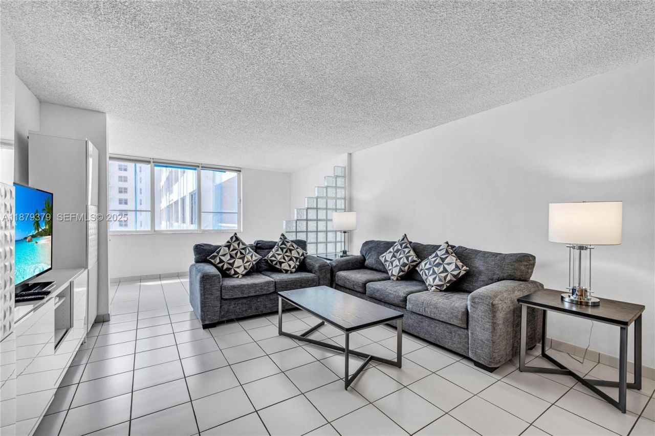 5005 Collins Avenue, Unit 616, Miami Beach, FL 33140 Photo