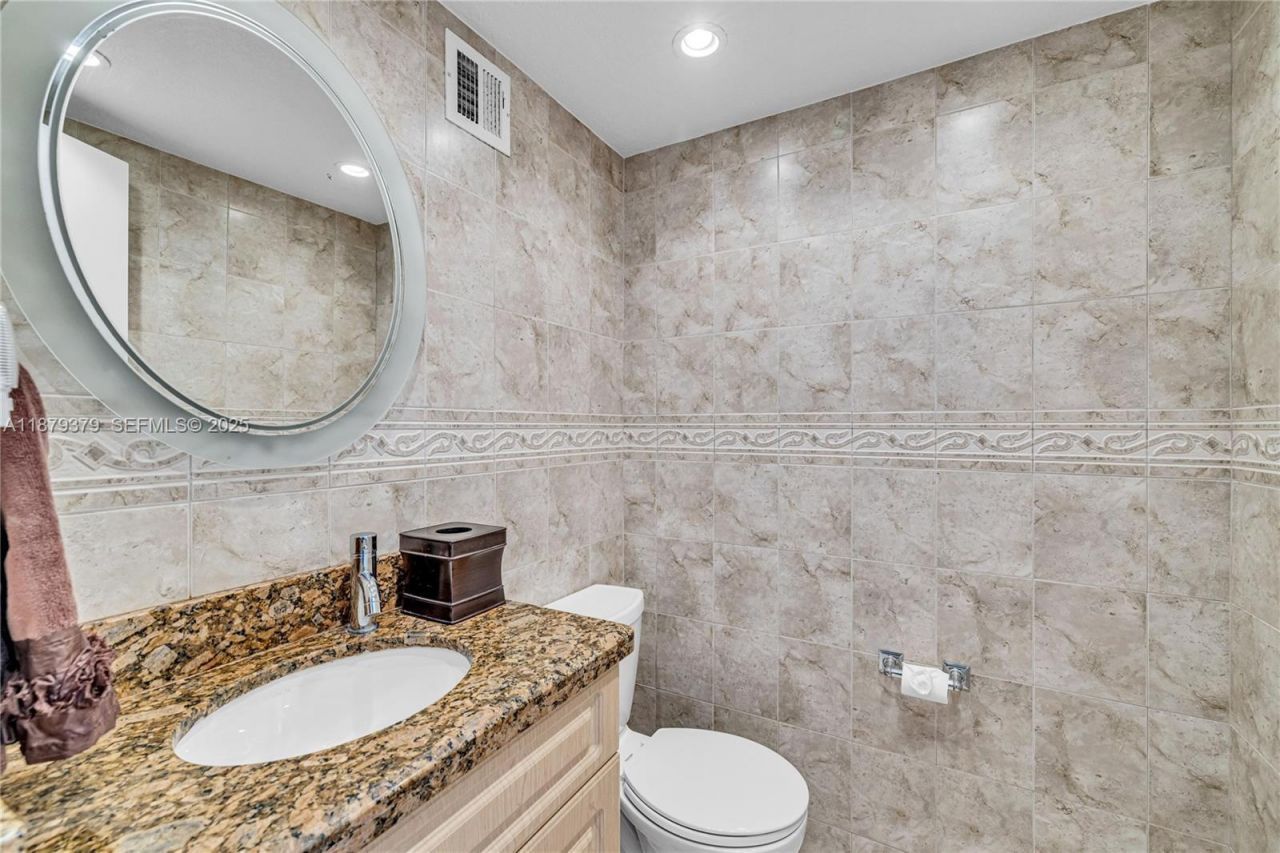 5005 Collins Avenue, Unit 616, Miami Beach, FL 33140 Photo