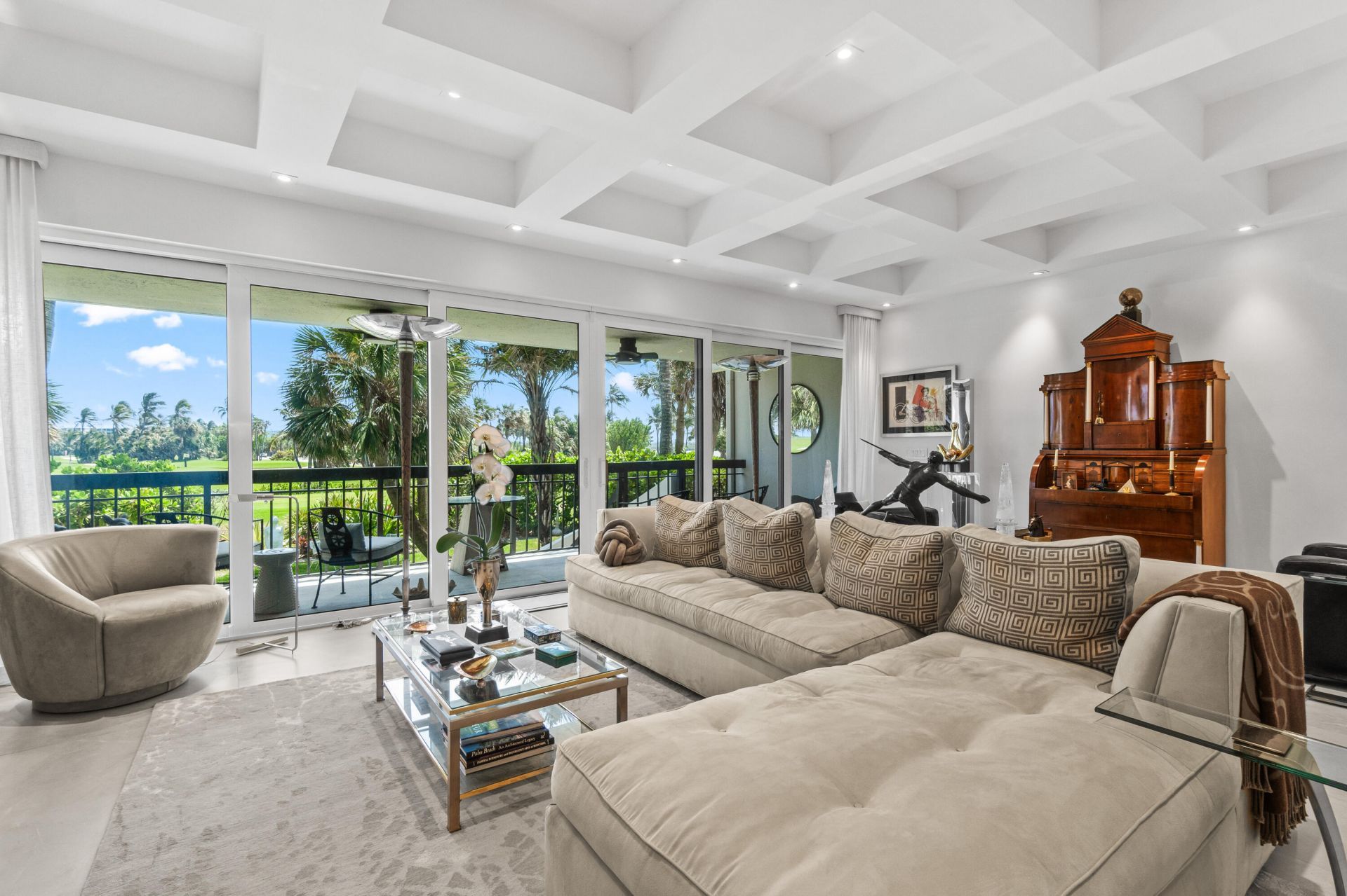 2335 S Ocean Boulevard, Unit C9, Palm Beach, FL 33480 Photo