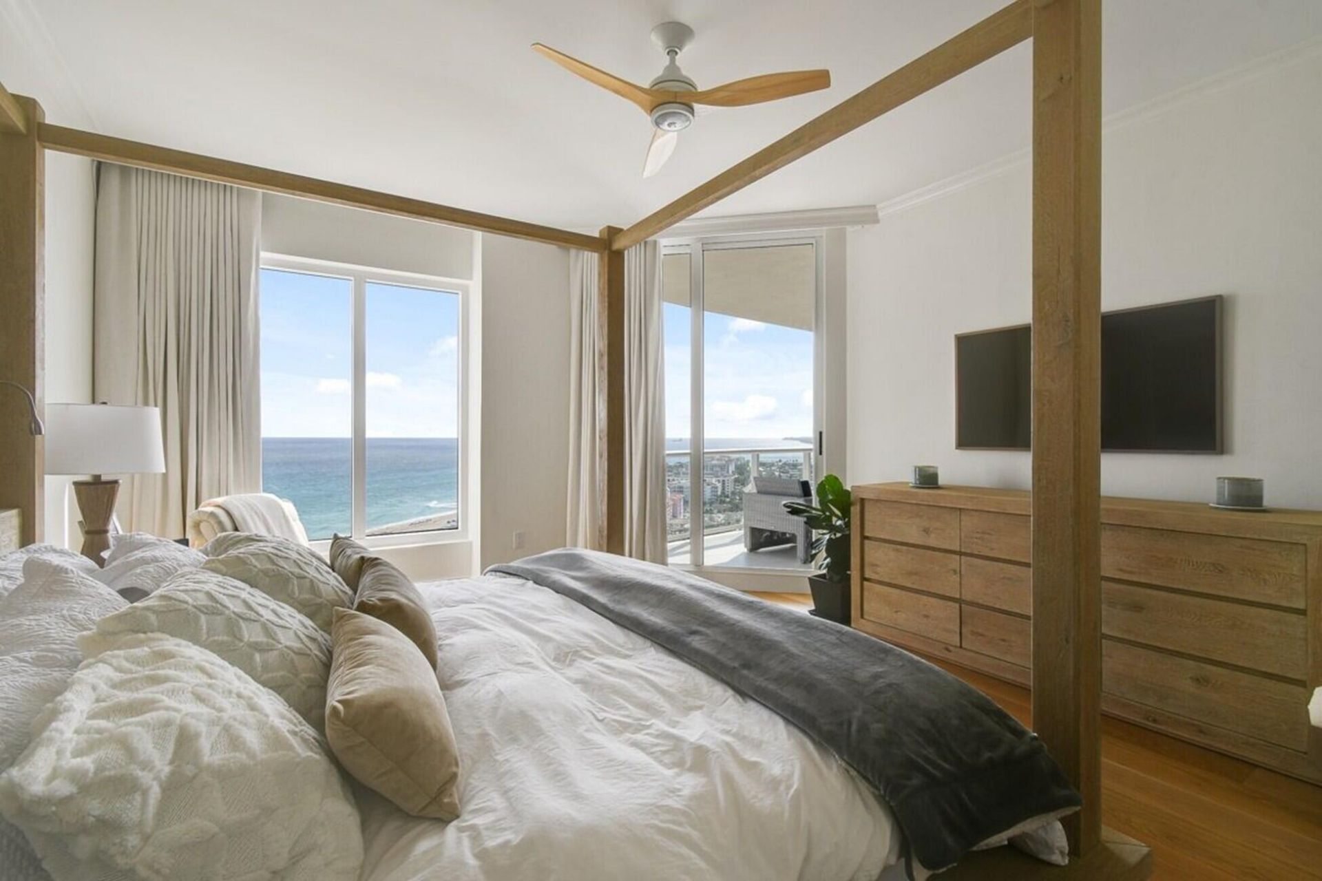 2700 N Ocean Drive, Unit 2003b, Singer Island, FL 33404 Photo