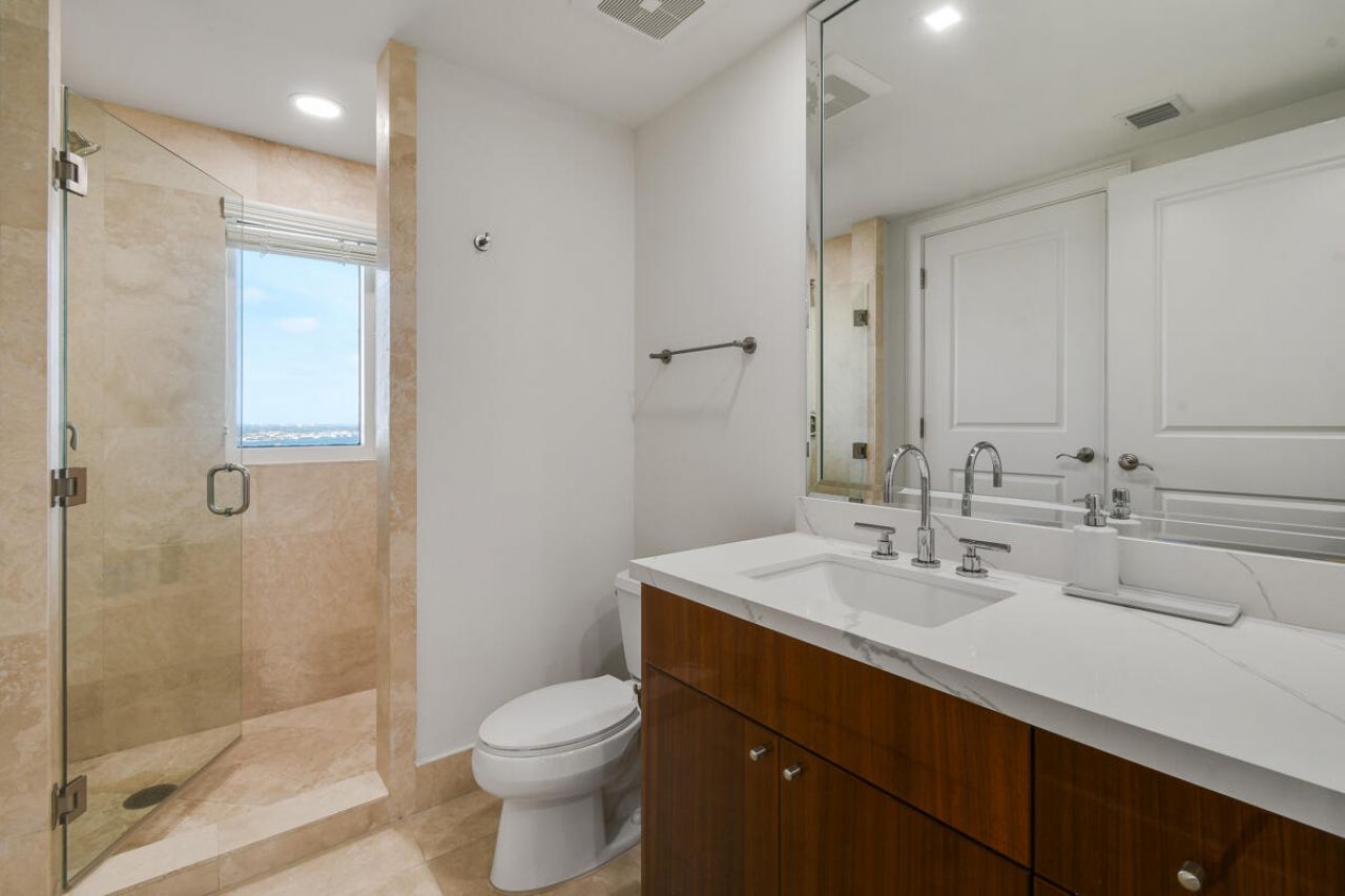 2700 N Ocean Drive, Unit 2003b, Singer Island, FL 33404 Photo