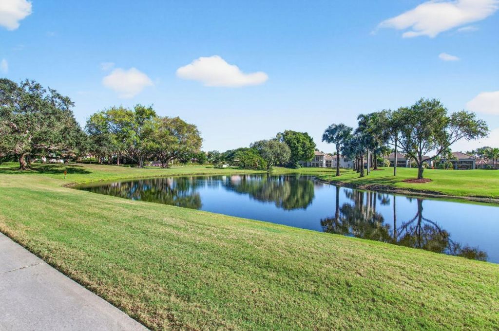 2512 Coco Plum Boulevard, Unit 1304, Boca Raton, FL 33496 Photo