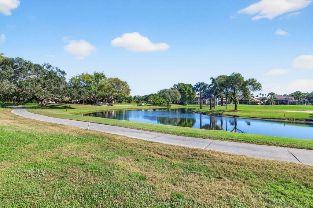 2512 Coco Plum Boulevard, Unit 1304, Boca Raton, FL 33496 Photo