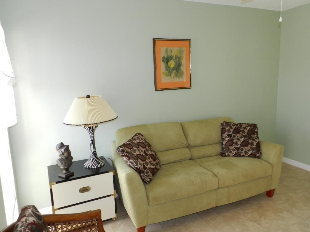 6 Greenway N, Unit 202, Royal Palm Beach, FL 33411 Photo