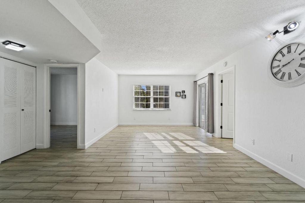 1625 SE Green Acres Circle, Unit 102, Port Saint Lucie, FL 34952 Photo