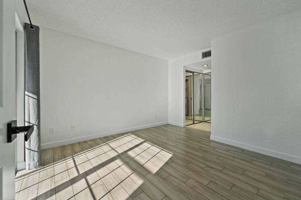 1625 SE Green Acres Circle, Unit 102, Port Saint Lucie, FL 34952 Photo