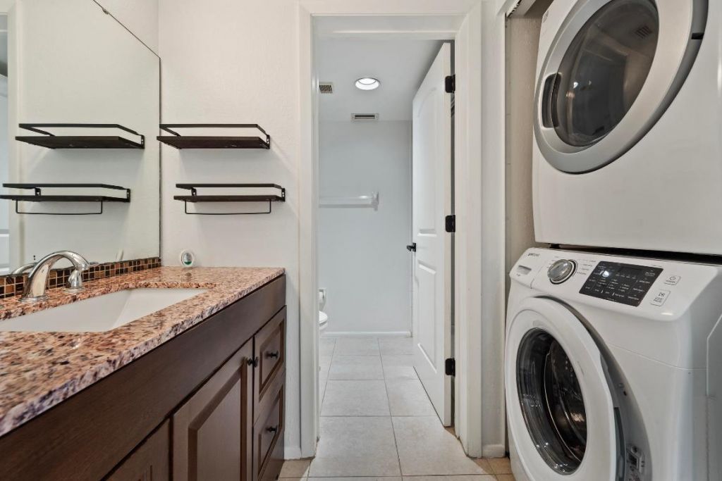 1625 SE Green Acres Circle, Unit 102, Port Saint Lucie, FL 34952 Photo