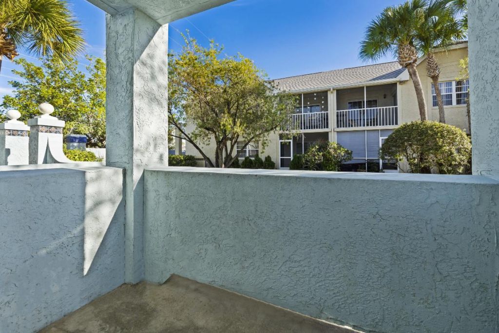 1625 SE Green Acres Circle, Unit 102, Port Saint Lucie, FL 34952 Photo