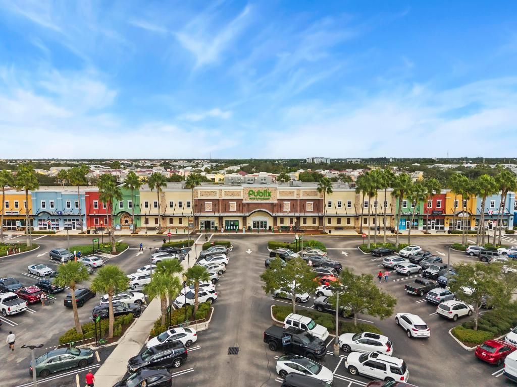 1625 SE Green Acres Circle, Unit 102, Port Saint Lucie, FL 34952 Photo