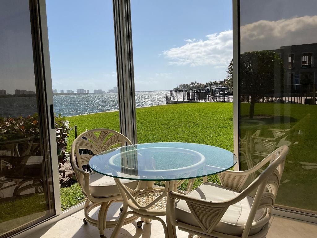 60 Yacht Club Drive, Unit 101, North Palm Beach, FL 33408 Photo