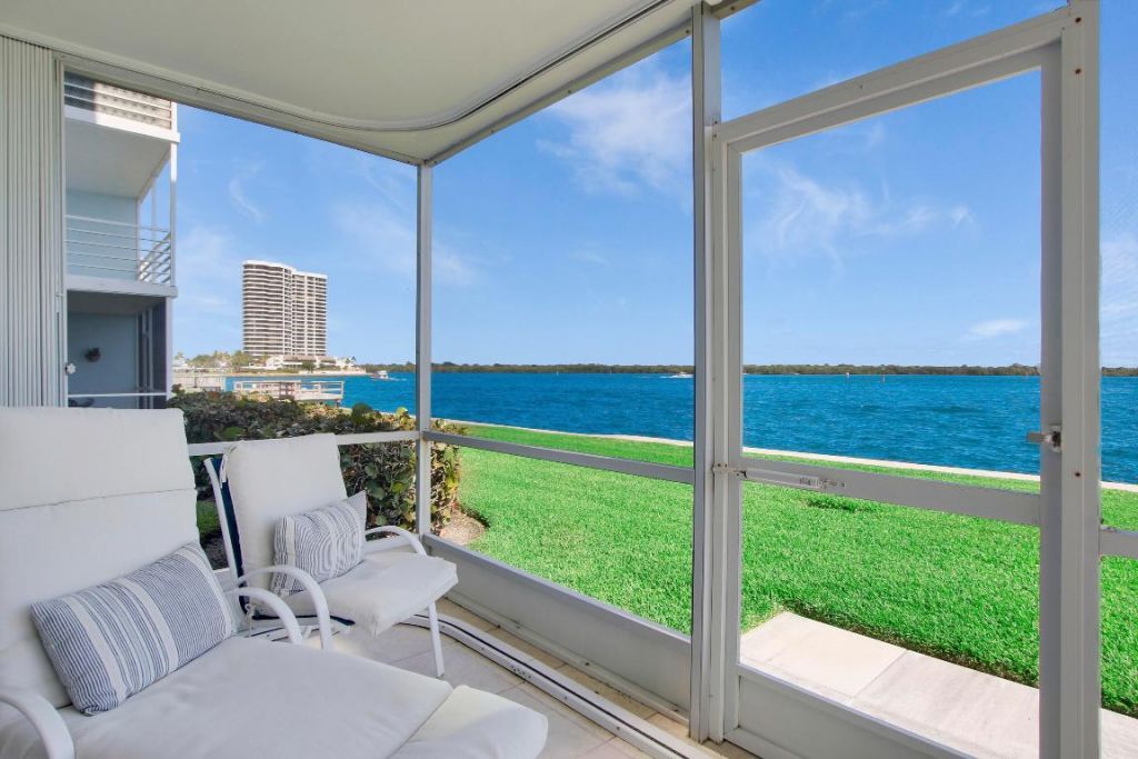 60 Yacht Club Drive, Unit 101, North Palm Beach, FL 33408 Photo