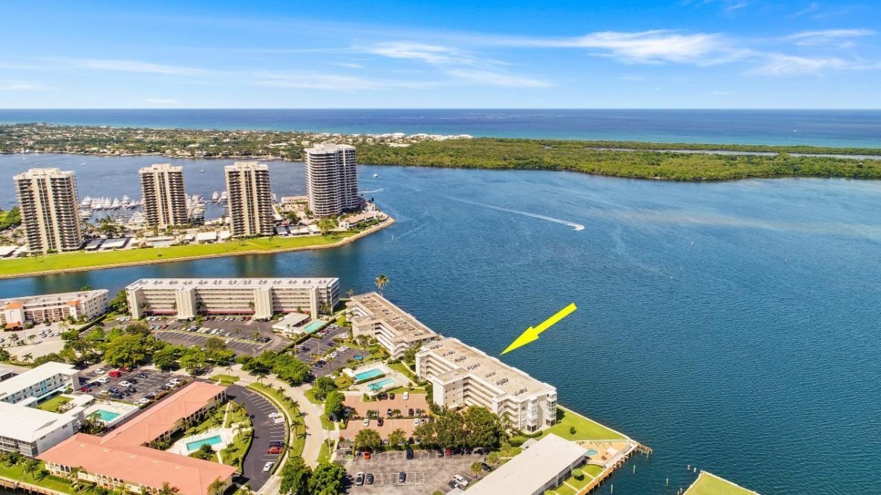 60 Yacht Club Drive, Unit 101, North Palm Beach, FL 33408 Photo