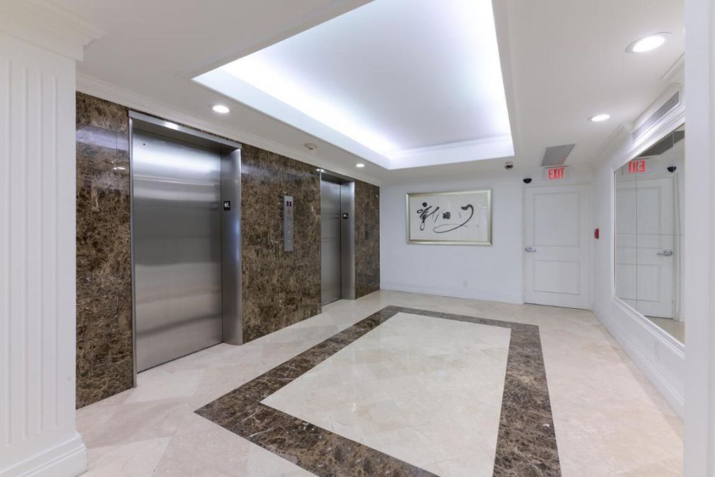 250 Bradley Place, Unit 210, Palm Beach, FL 33480 Photo