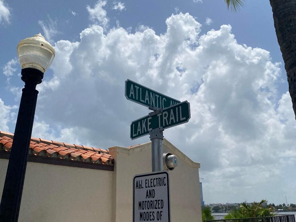 250 Bradley Place, Unit 210, Palm Beach, FL 33480 Photo