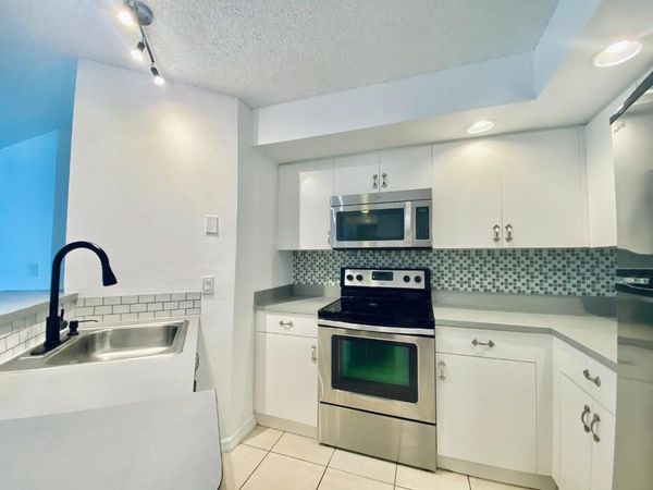 3310 Pinewalk Drive N, Unit 1826, Margate, FL 33063