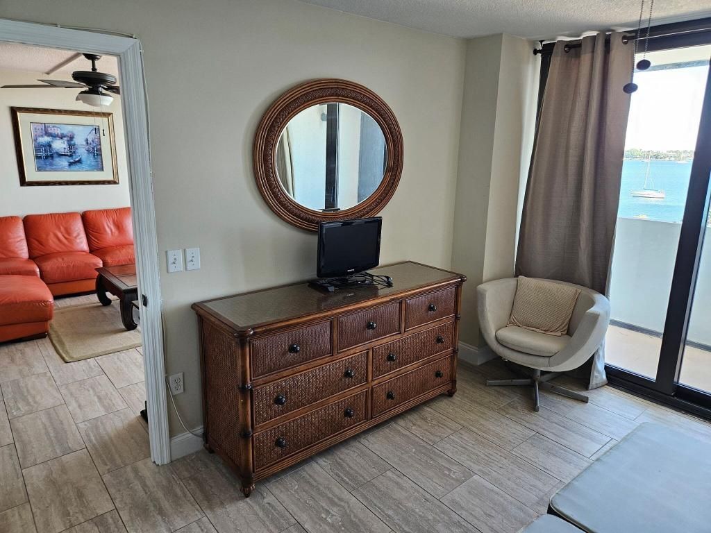 5600 N Flagler Drive, Unit 408, West Palm Beach, FL 33407 Photo