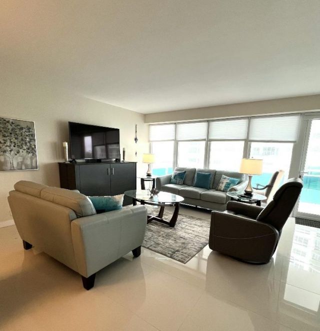 3430 Galt Ocean Drive, Unit 310, Fort Lauderdale, FL 33308 Photo