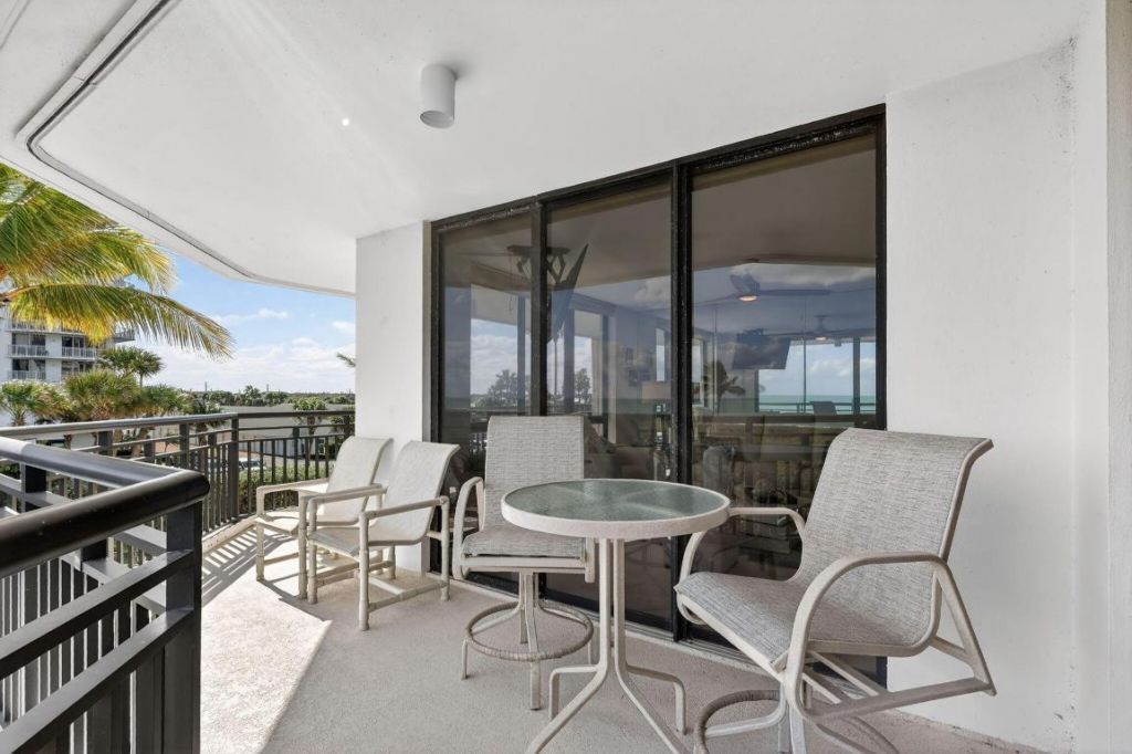 2800 N Highway A1a, Unit 305, Hutchinson Island, FL 34949 Photo