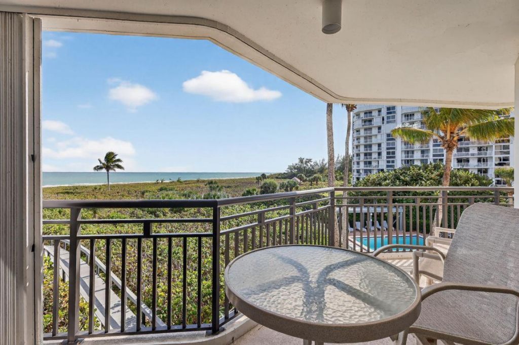2800 N Highway A1a, Unit 305, Hutchinson Island, FL 34949 Photo