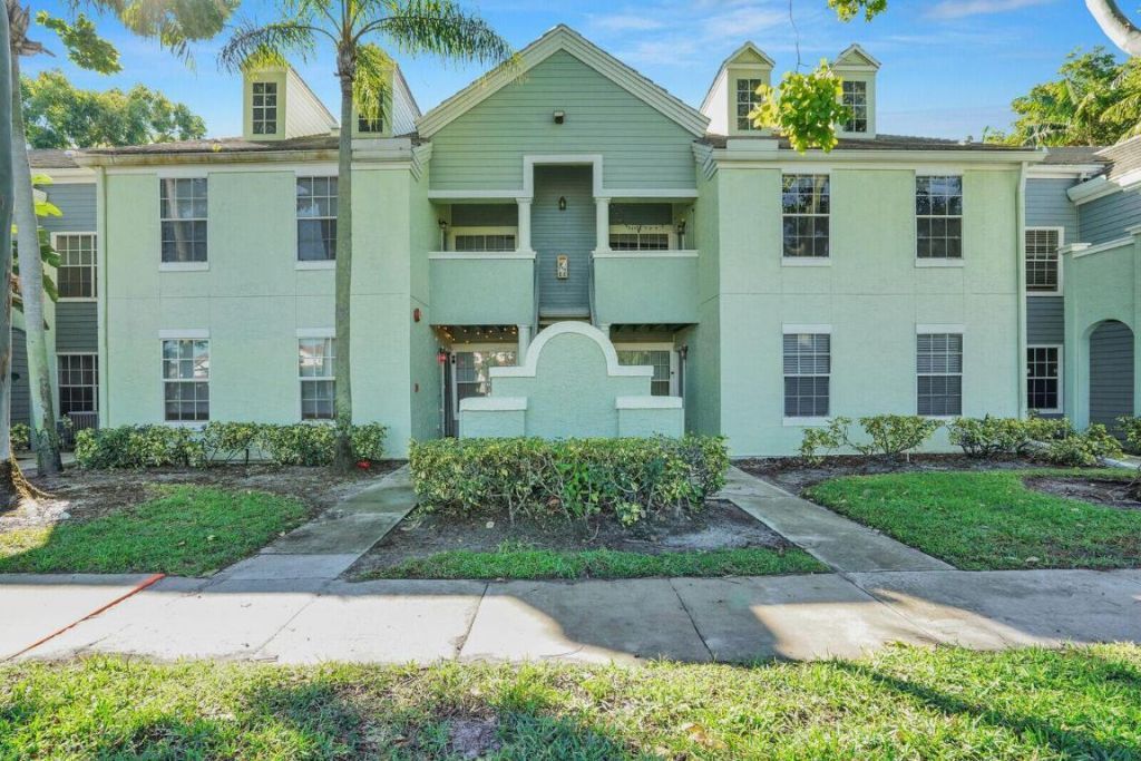 1215 Crystal Way, Unit N, Delray Beach, FL 33444 Photo