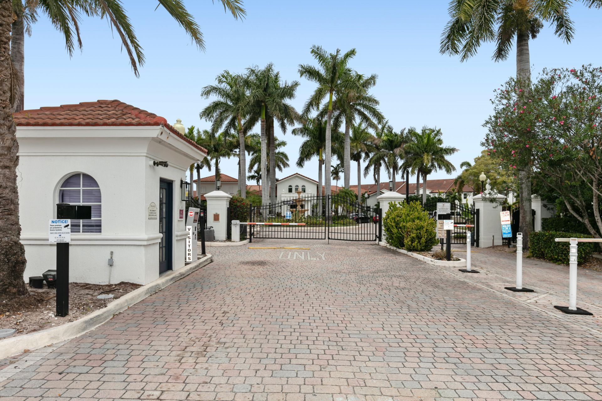 619 Villa Circle, Boynton Beach, FL 33435 Photo