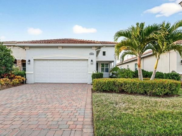 19027 SW Positano Way, Port St. Lucie, FL 34986