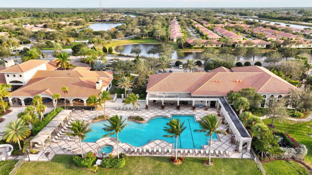 19027 SW Positano Way, Port Saint Lucie, FL 34986 Photo