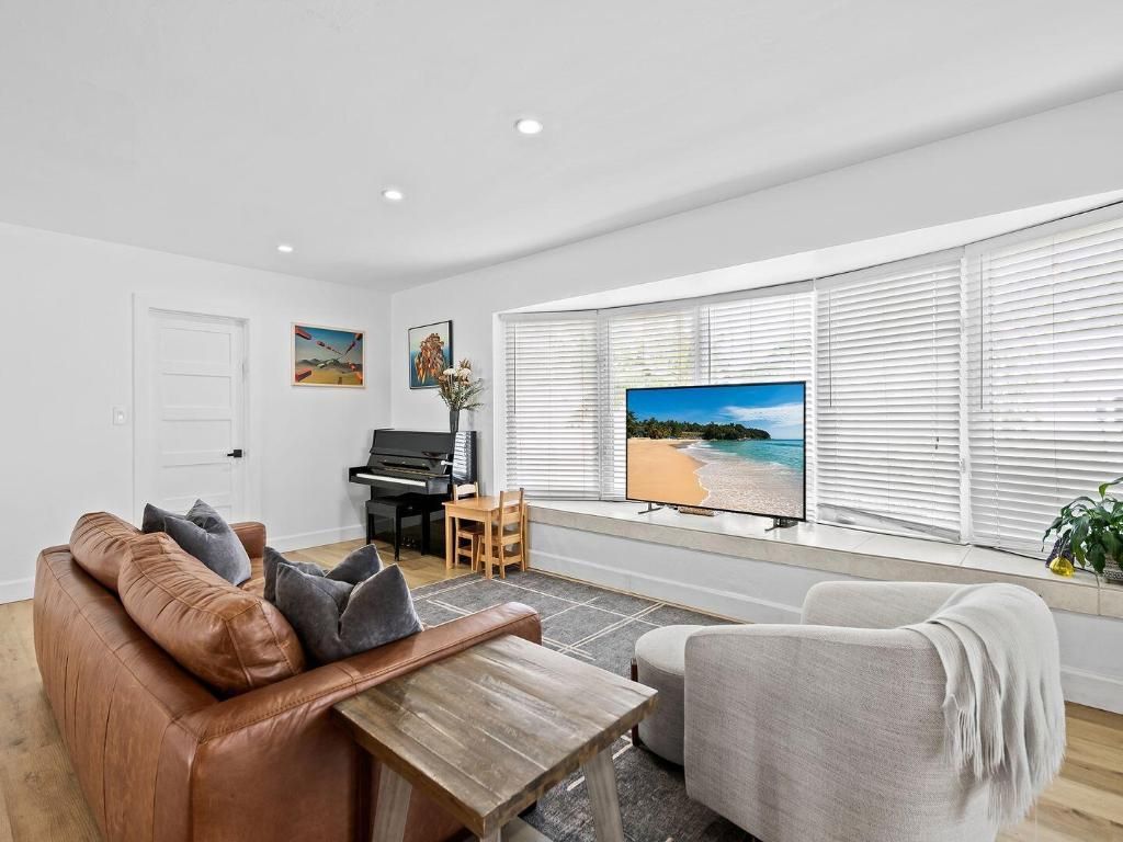 2011 NE 60th Street, Fort Lauderdale, FL 33308 Photo