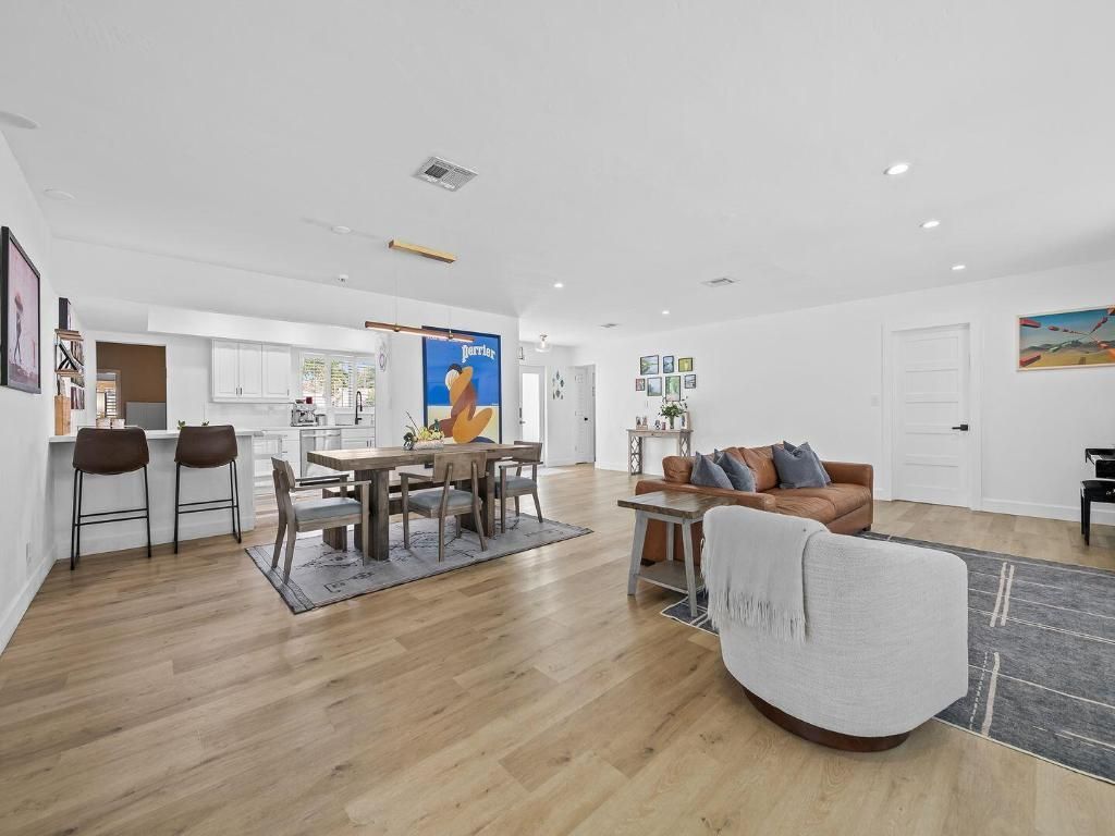 2011 NE 60th Street, Fort Lauderdale, FL 33308 Photo