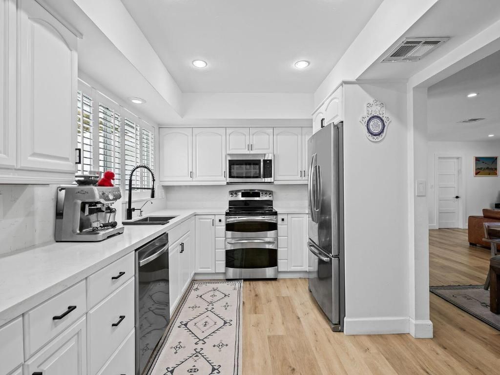 2011 NE 60th Street, Fort Lauderdale, FL 33308 Photo