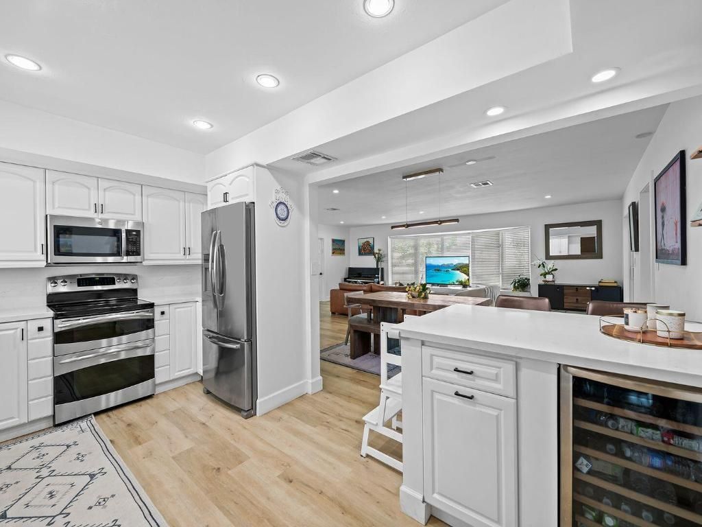 2011 NE 60th Street, Fort Lauderdale, FL 33308 Photo